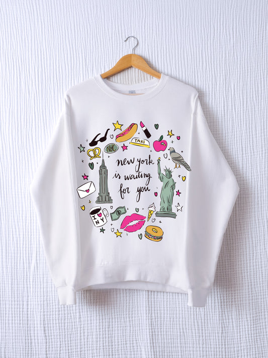 *WHITE* Gildan Unisex Sweatshirt